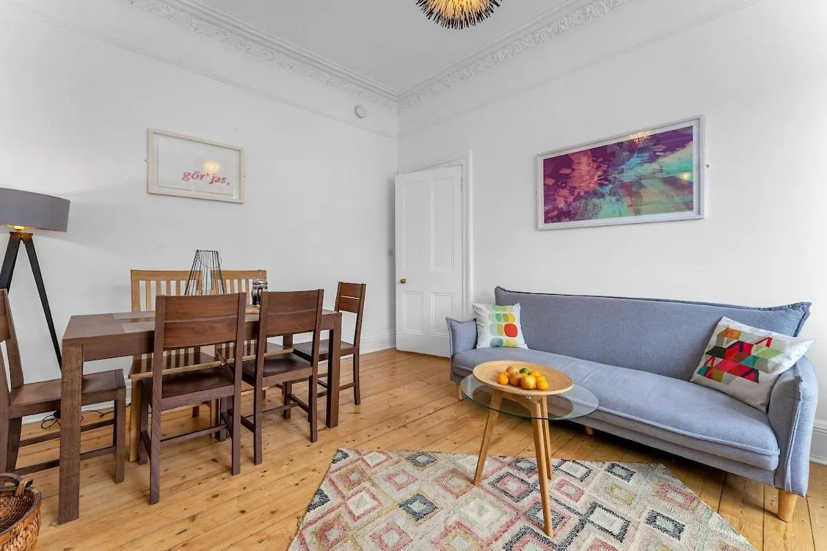 Апартаменты Gorgeous City Centre Pad, 2 Bedrooms Эдинбург Великобритания