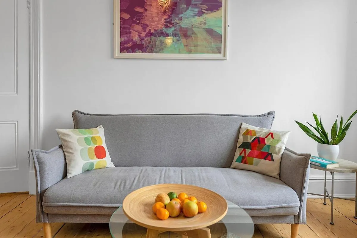 Gorgeous City Centre Pad, 2 Bedrooms Эдинбург Великобритания